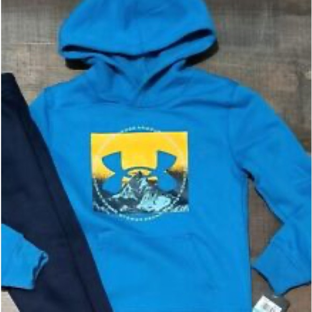Under Armour Boys' Outdoor Hoodie and sweatpants set Size 6 small